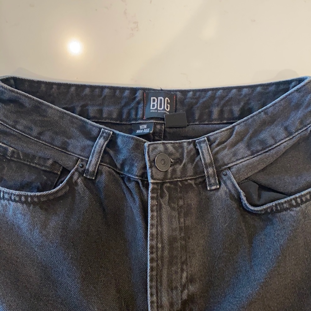 BDG Urban Outfitters *New Mom High Rise Jeans
